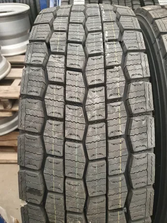 Crosswind 295/80R22.5 152/148M CWD60W