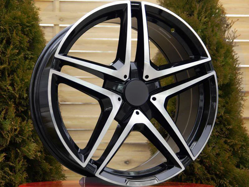 Statusfälgar Giant Black Front Polished 8x18 5/160 ET50