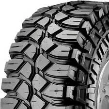37/15R15 Maxxis Creepy Crawler M8090