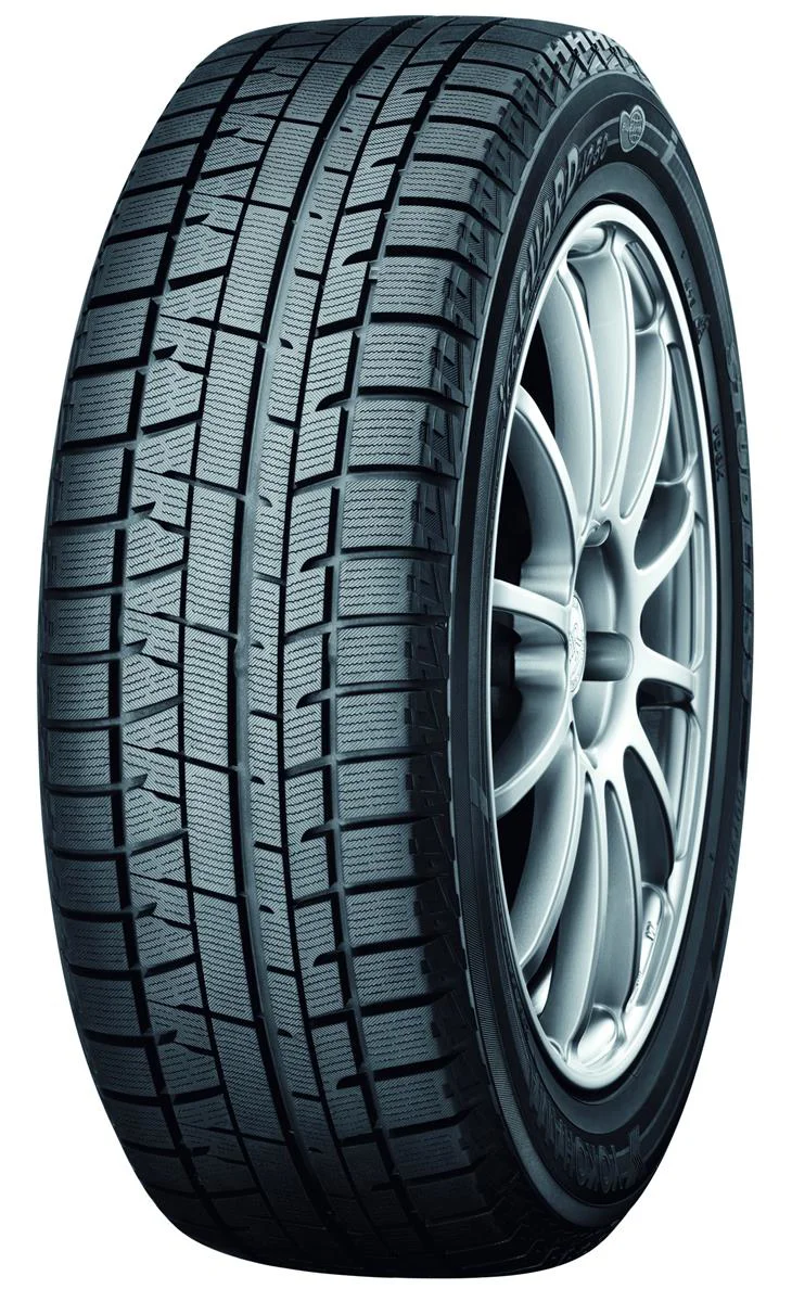 Yokohama IceGuard iG50 PLUS