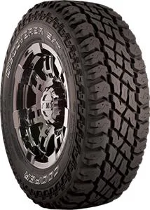 285/70R17 121Q Cooper ST Maxx M+S